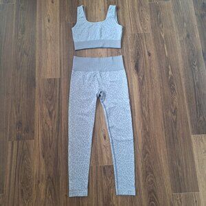 NWOT - Bondi Set - Leggings and Top